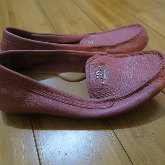 Coach Mary Lock Up Metallic Tumbled Leather Driving Loafers Pink Womens Sz 6.5 B - Picture 1 of 11